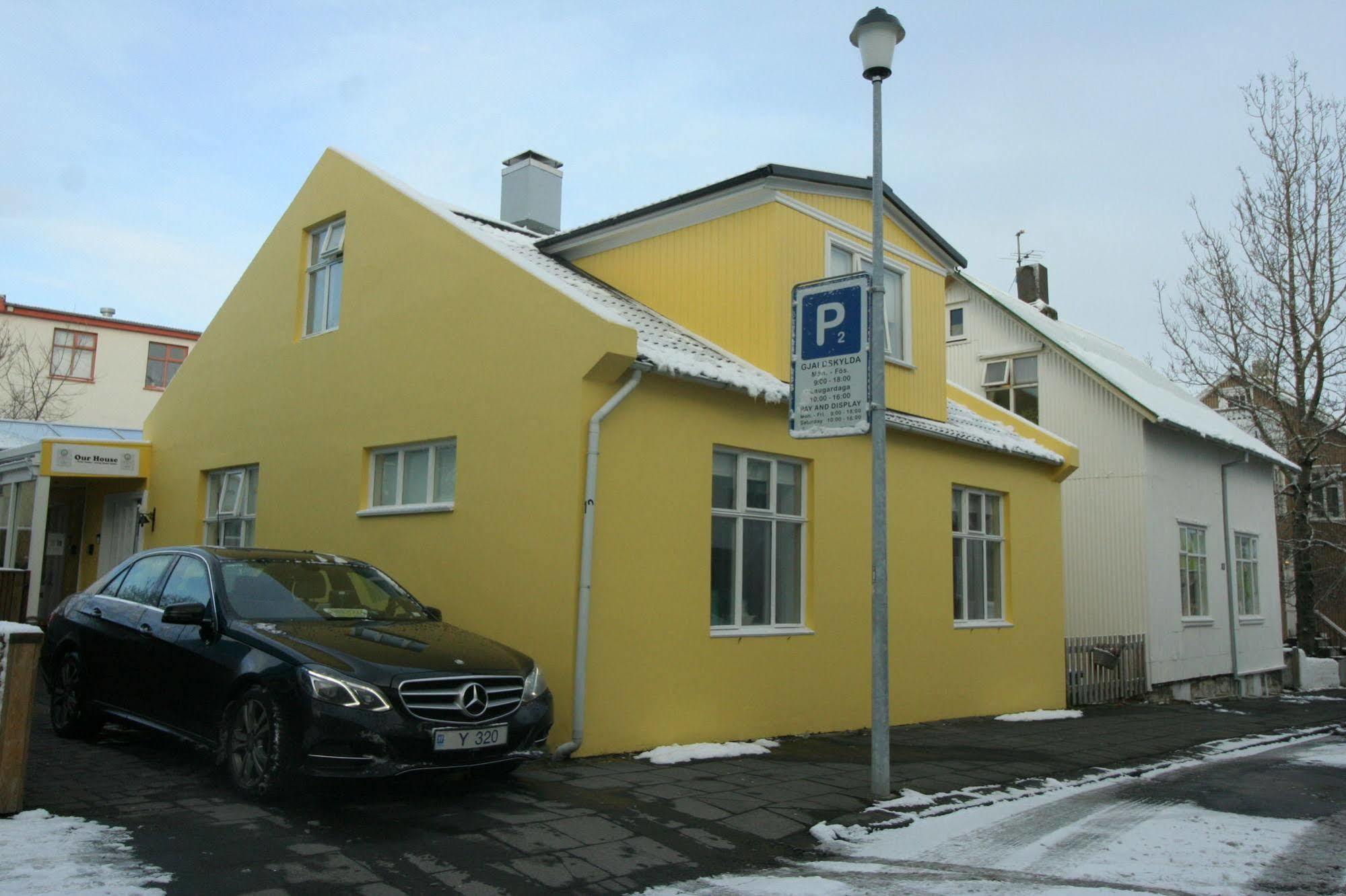 Our House Guesthouse Reykjavík Kültér fotó